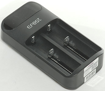 efest charger lights