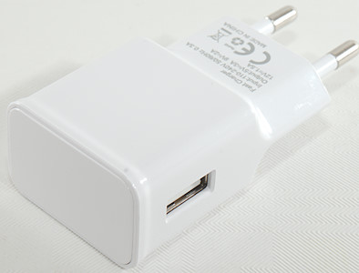 BudgetLightForum.com - USB Power Device Reviews